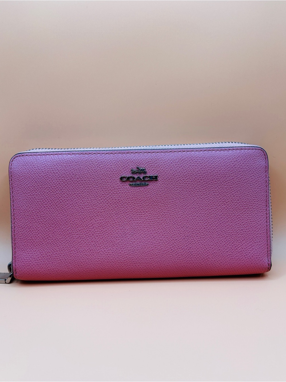 Coach Pink /Pink Full Zip Wallet with Silver Logo Very good condition